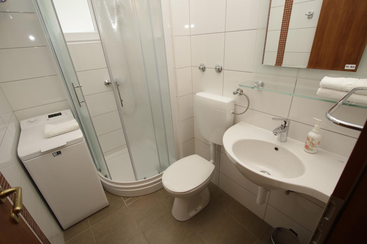 Apartments Villa Cizmic Башка-Вода Экстерьер фото